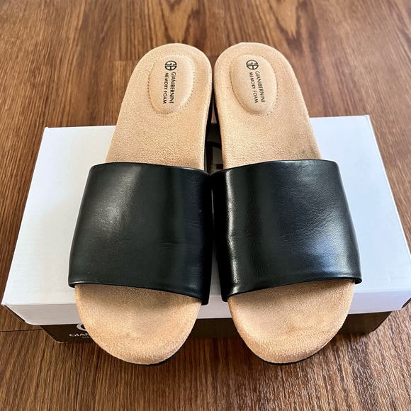 Giani Bernini Giulia Slip-On Memory Foam Platform Wedge Sandals - Picture 5 of 9